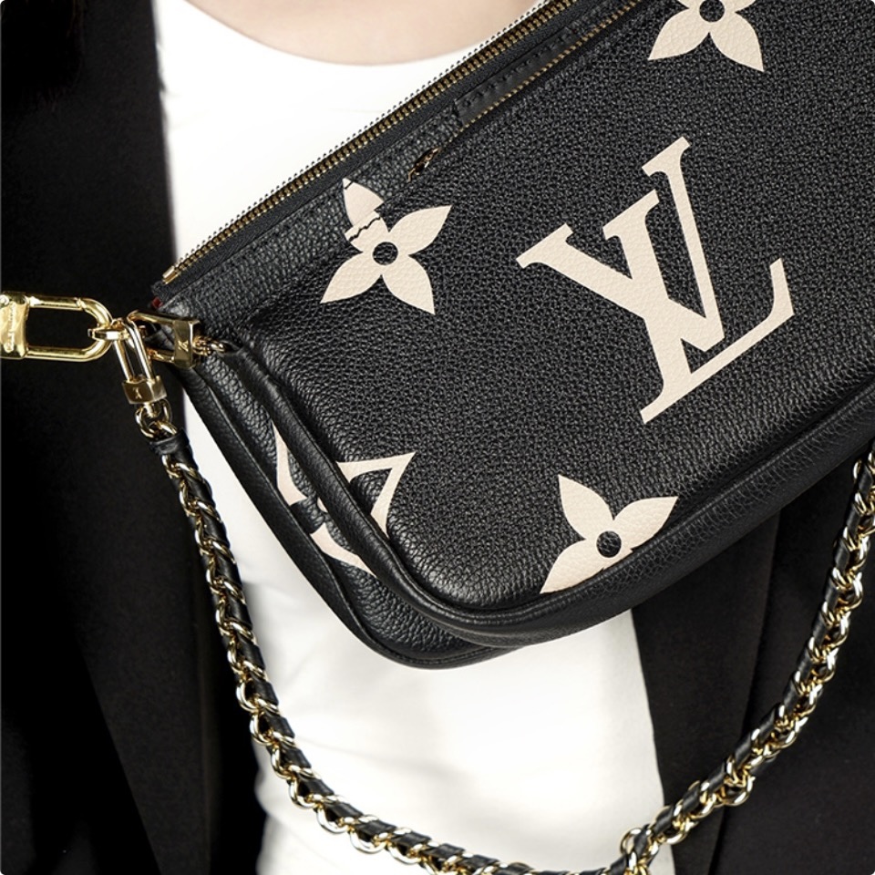 LOUIS VUITTON Multi Pochette Shoulder bag