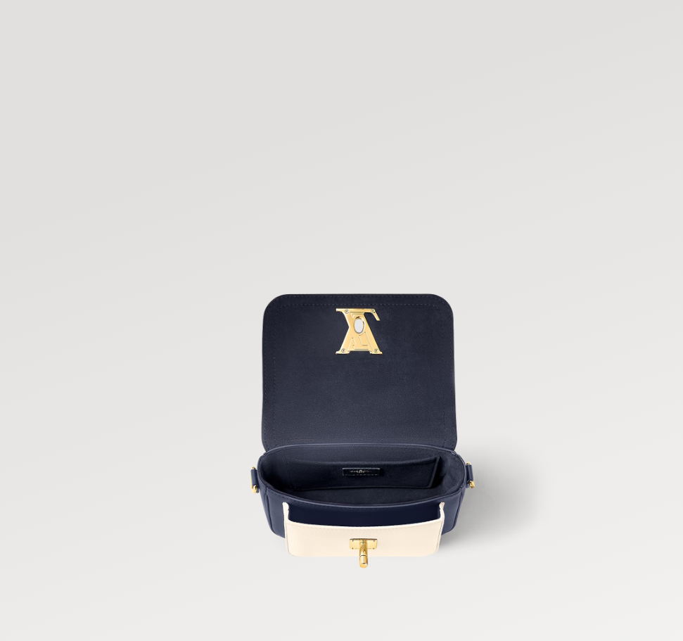 Louis Vuitton M21084 LockMe Tender