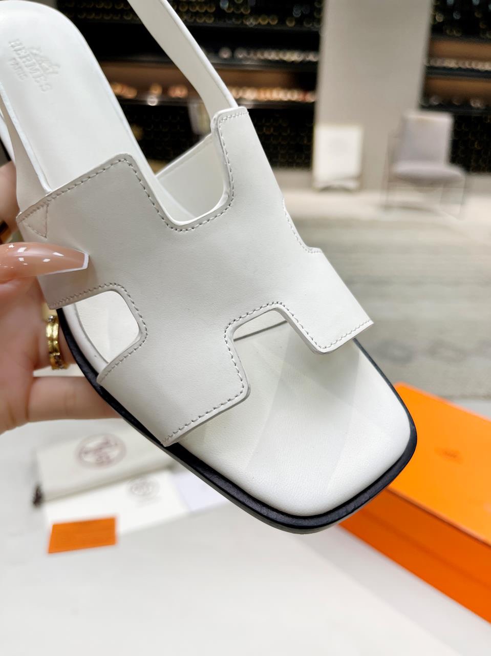 Hermes women classic slipper swift cowhide