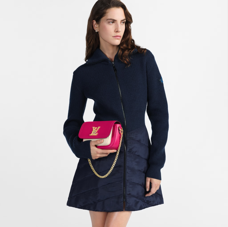 Louis Vuitton M21084 LockMe Tender