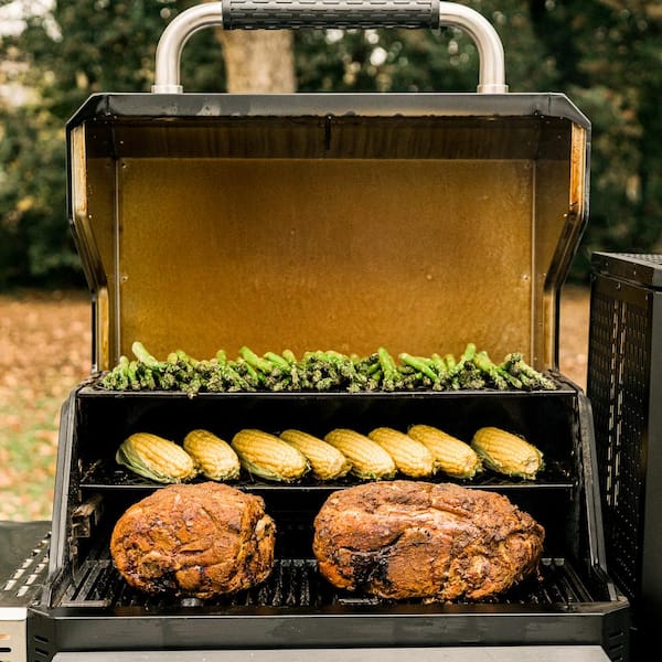Gravity 800 Digital Charcoal Grill. Griddle and Smoker Combo in Black Plus Cover Bundle