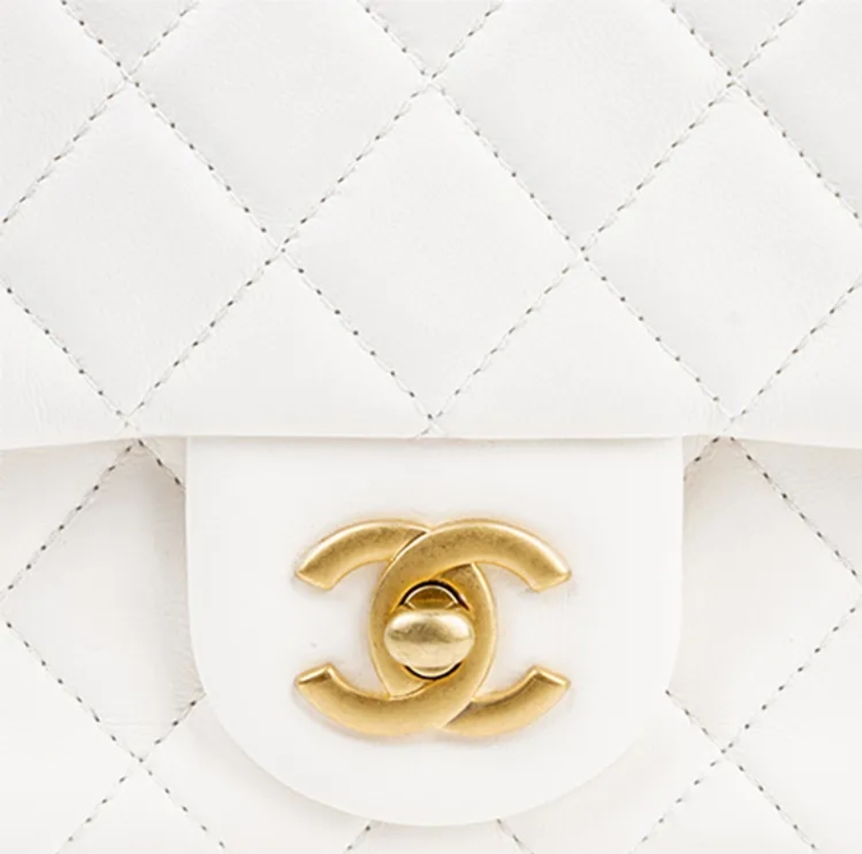 CHANEL CF 22S Shoulder Bag With Golden Ball 17/20cm