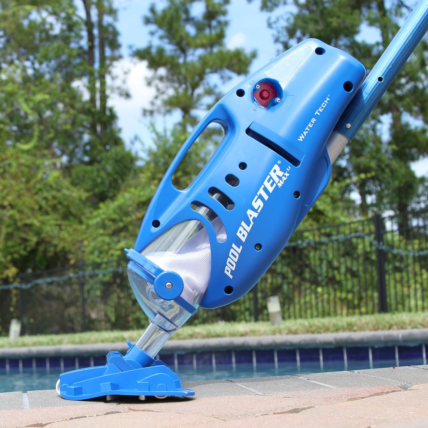 Aspirateur piscine Pool Blaster Max Li sans fil moteur P30 pour piscine et spa