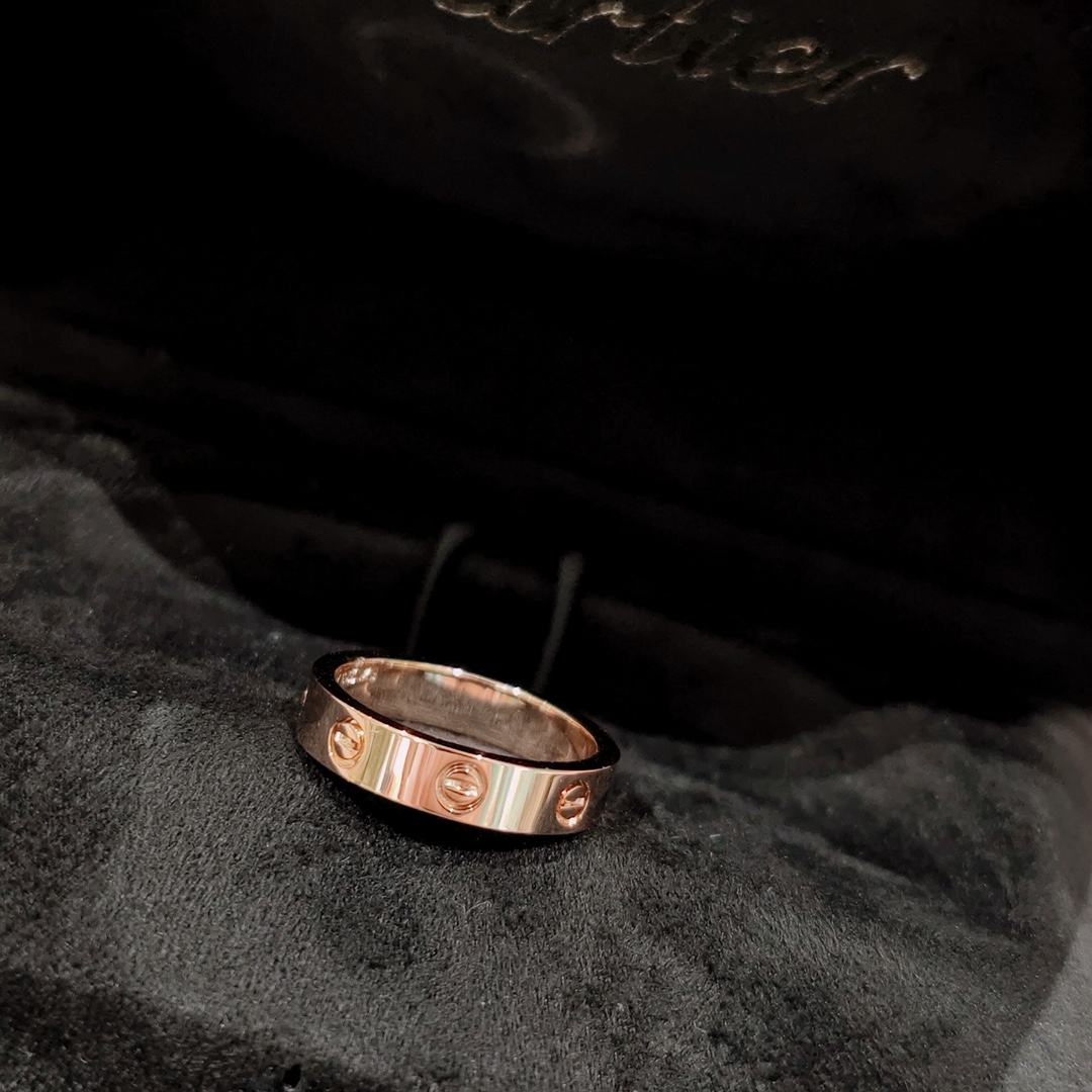 𝐂𝐚𝐫𝐭𝐢𝐞𝐫 𝐋𝐨𝐯𝐞 ♥️ Classic Diamond Free Ring Narrow Edition