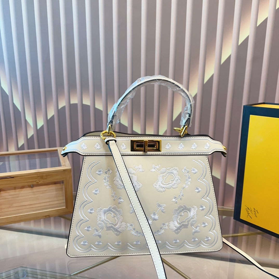 Fendi peekaboo embroidery limited bag