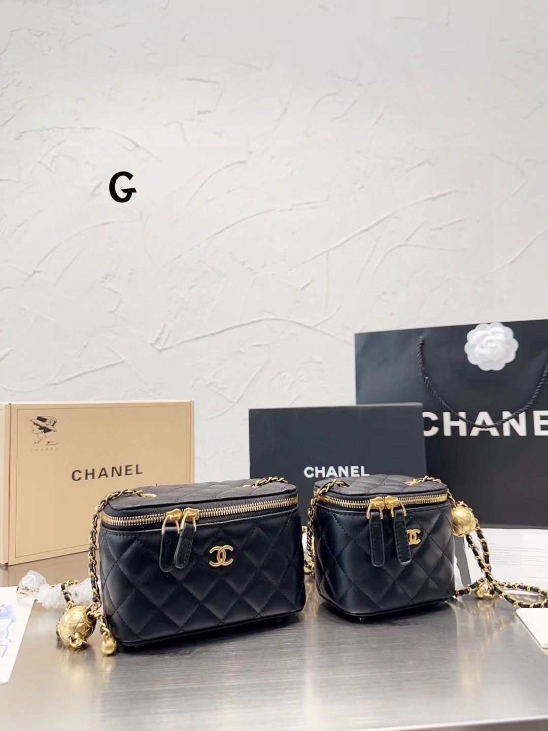 CHANEL Quilted Calfskin Mini Perfect Fit Cosmetic Bag