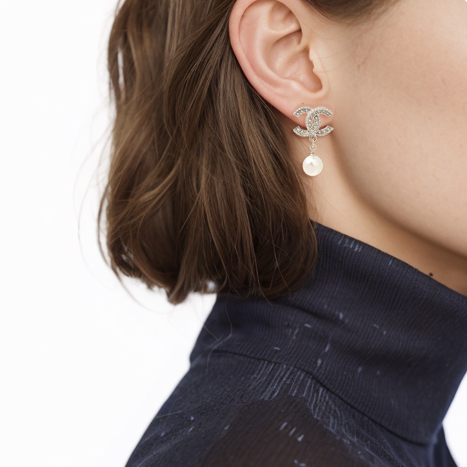 Chanel gold double C pearl earrings