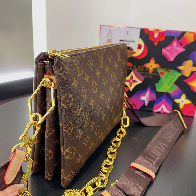 LOUIS VUITTION Coussin Classic bag