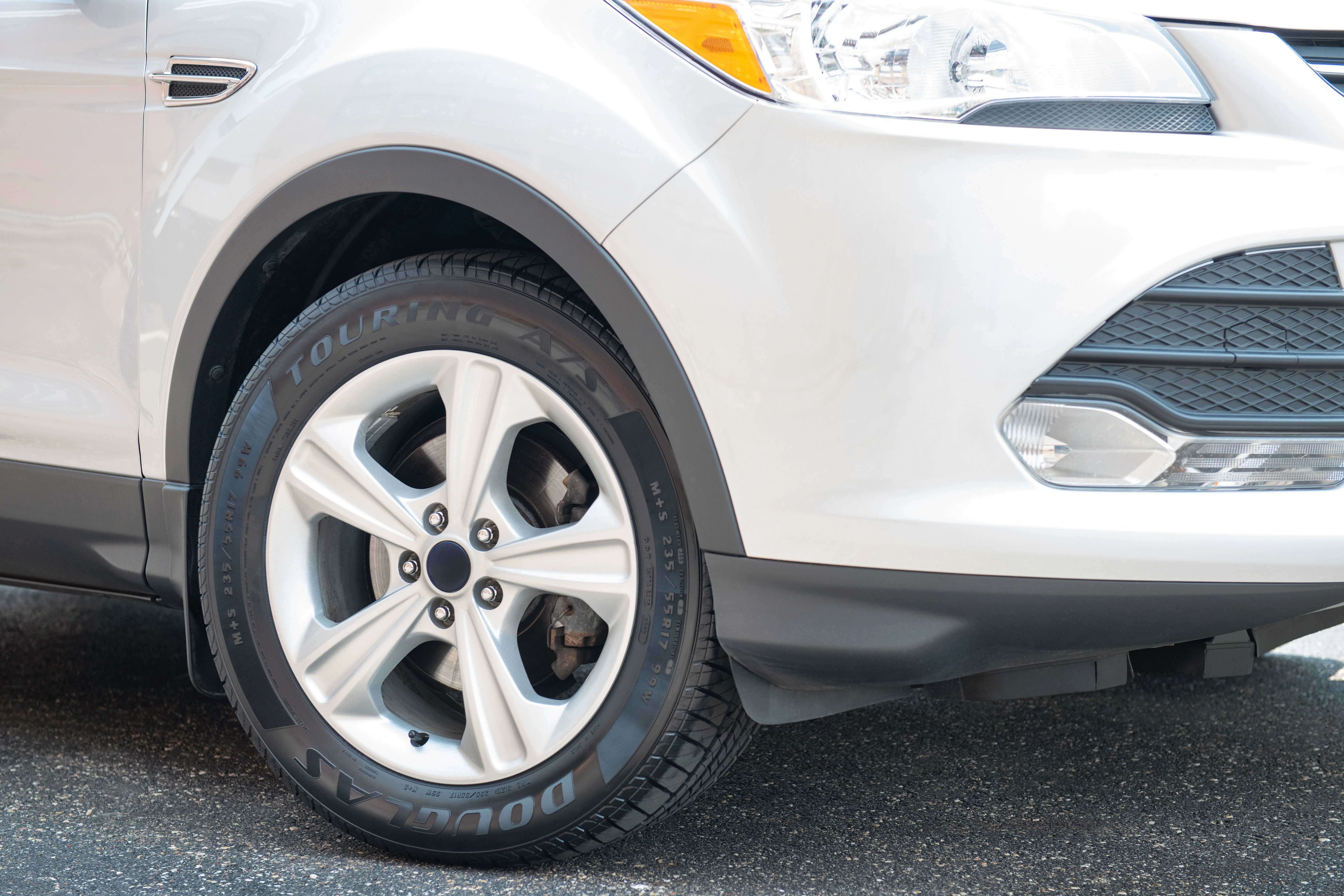 Douglas Touring A/S 225/65R17 102H All - Season Tire