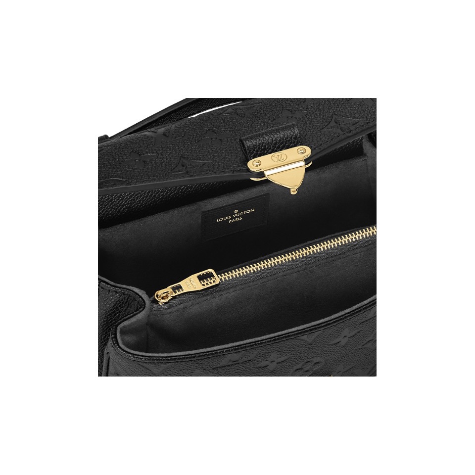 LOUIS VUITTON Pochette Metis East West
