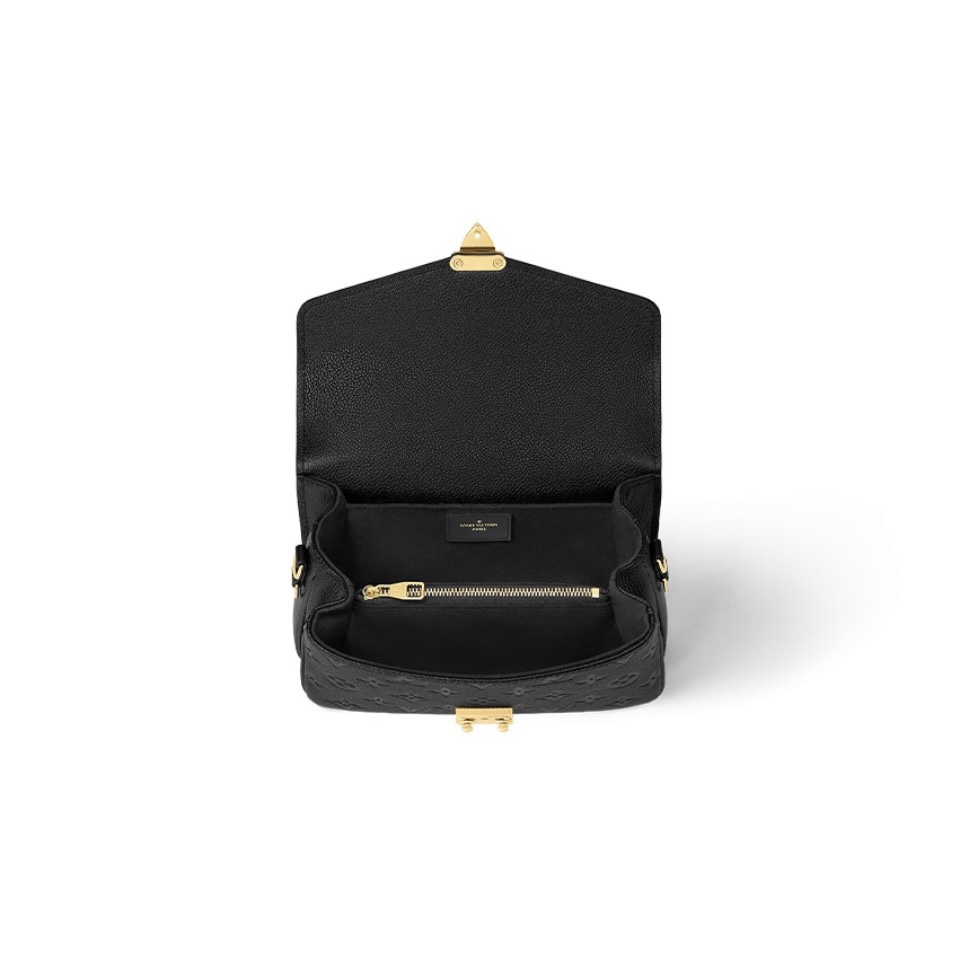 LOUIS VUITTON Pochette Metis East West