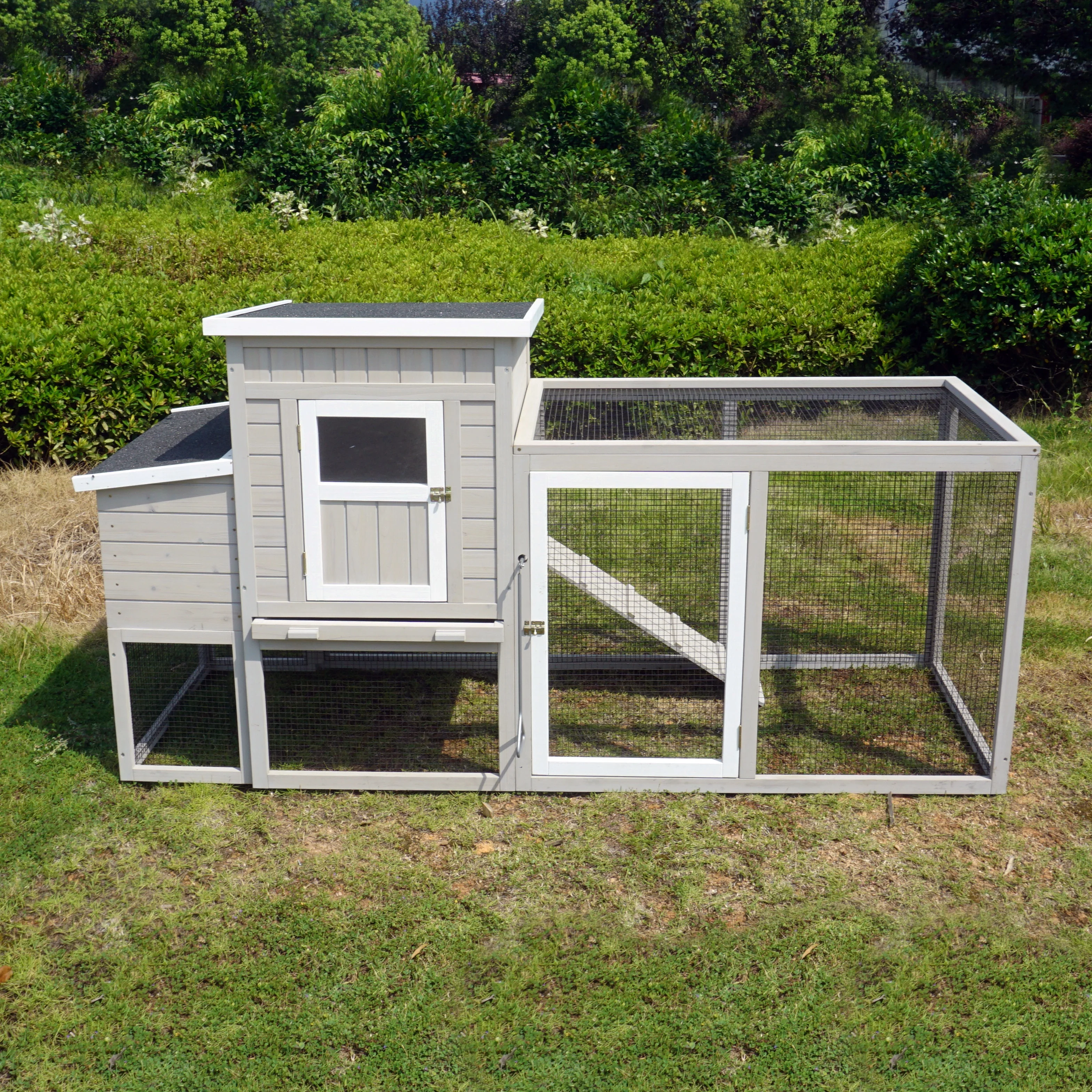 Farmhouse Chicken Coop
