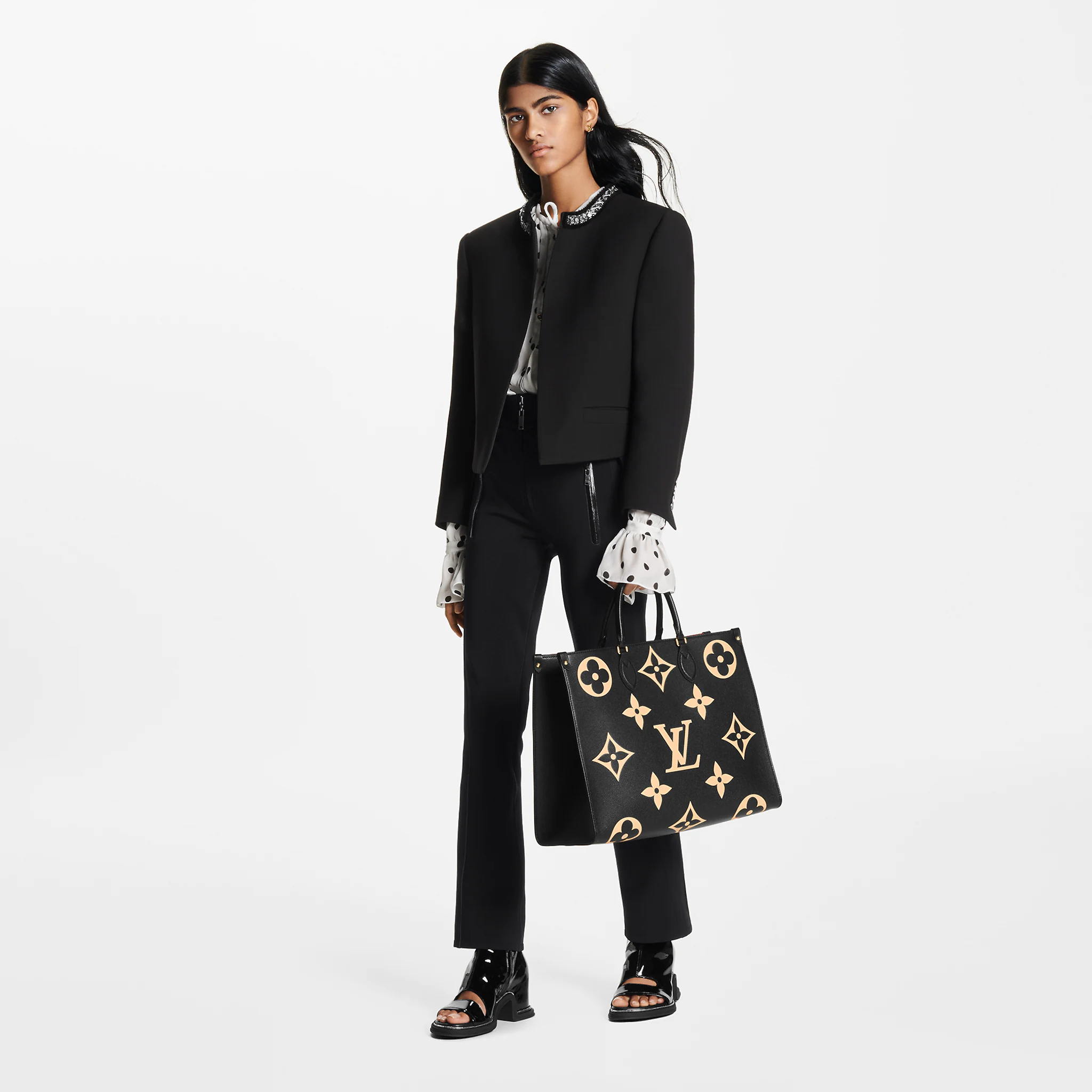 Louis Vuitton M45945 OnTheGo GM