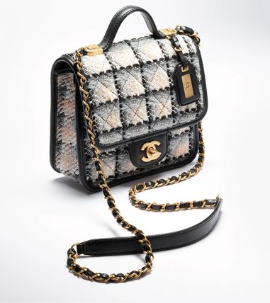 Important customer only ☆ CHANEL ☆ Small top handle